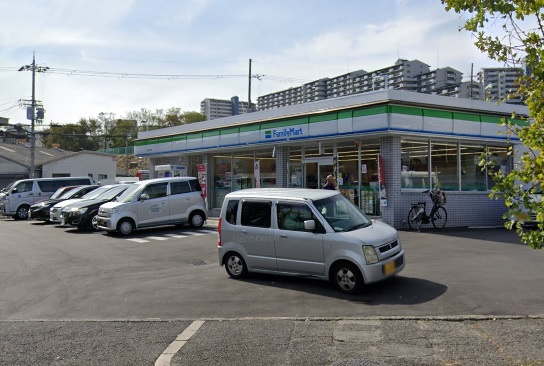 【コンビニエンスストア】ファミリーマート　狭山今熊店まで450ｍ