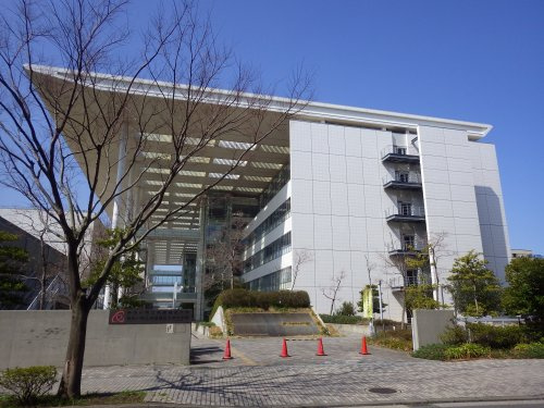 【大学】神奈川県立保健福祉大学まで495ｍ
