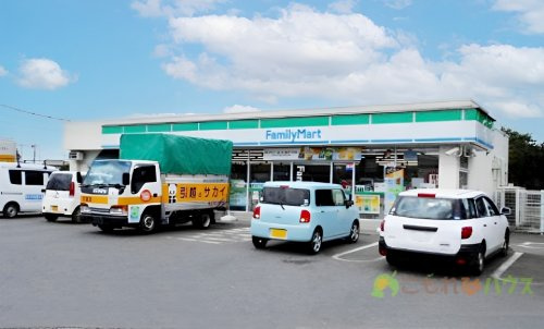 【コンビニエンスストア】ファミリーマート　上尾領家工業団地店まで789ｍ
