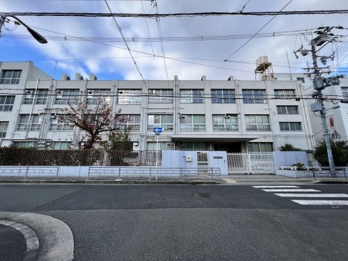 【中学校】大阪市立加賀屋中学校まで273ｍ