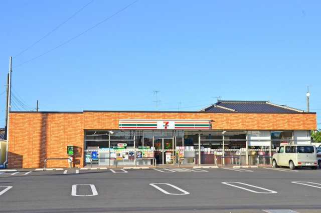 【コンビニエンスストア】セブンイレブン大泉吉田店 まで328ｍ