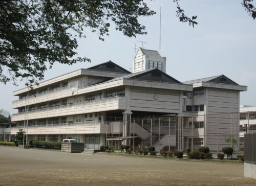 【中学校】桐生市立中央中学校まで1307ｍ