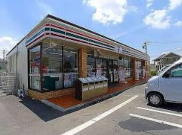 【コンビニエンスストア】セブンイレブン太田市下浜田町店まで472ｍ