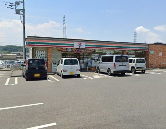 【コンビニエンスストア】セブンイレブン桐生広沢1丁目店まで232ｍ