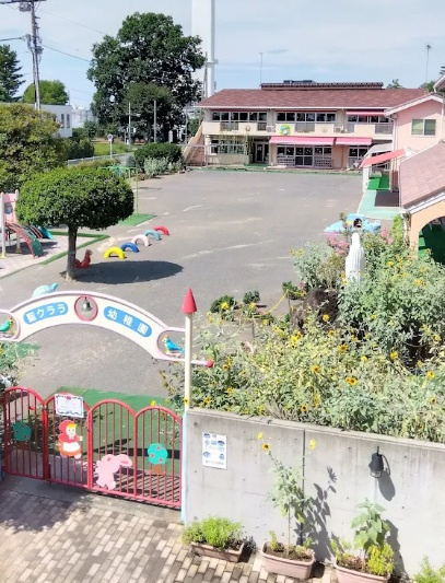 【幼稚園】聖クララ幼稚園まで303ｍ