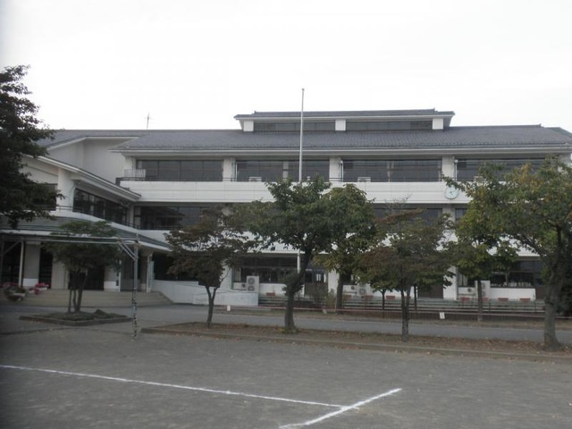 【中学校】太田市立旭中学校 まで1900ｍ