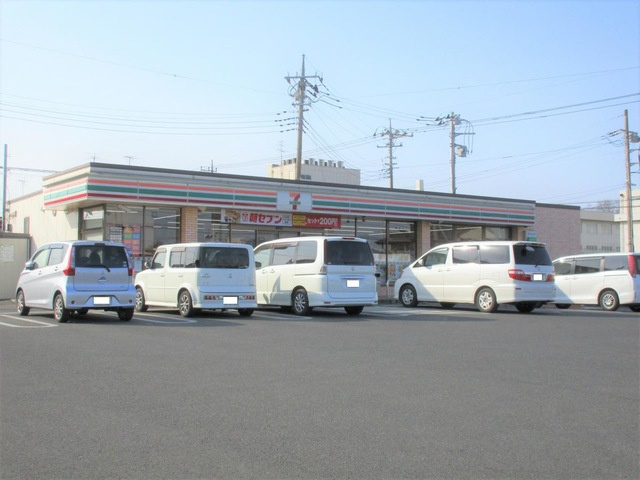 【コンビニエンスストア】セブンイレブン大泉仙石2丁目店 まで215ｍ