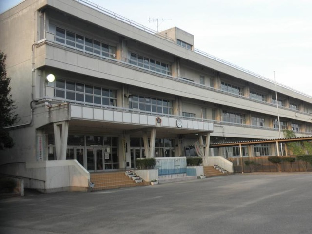【小学校】太田市立旭小学校 まで1400ｍ