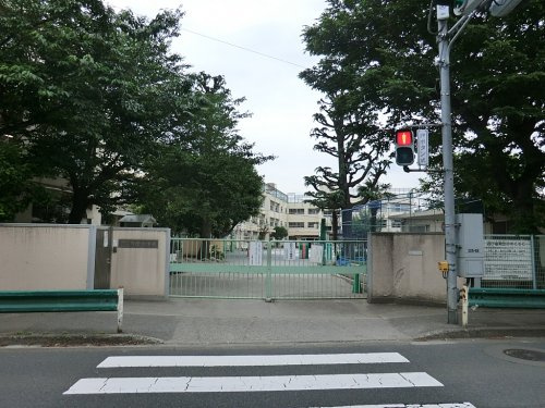 【小学校】世田谷区立多聞小学校まで228ｍ