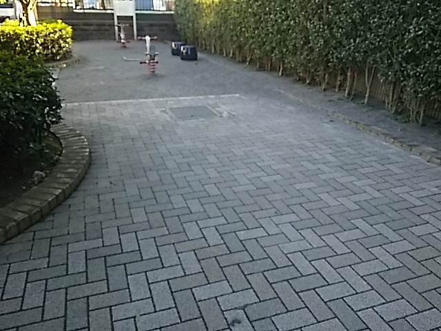 【公園】内谷4丁目第二公園まで449ｍ
