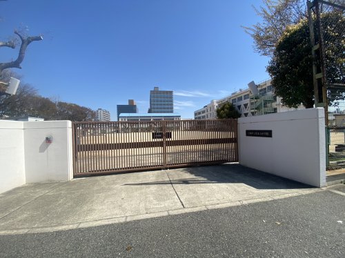 【小学校】尼崎市立金楽寺小学校まで589ｍ