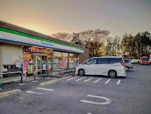 【コンビニエンスストア】ファミリーマート　土浦都和店まで200ｍ