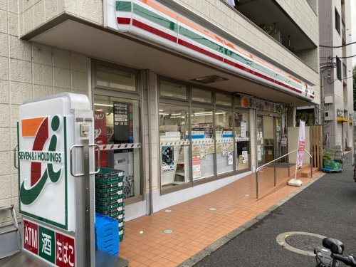 【コンビニエンスストア】セブンイレブン　駒場大橋店まで215ｍ