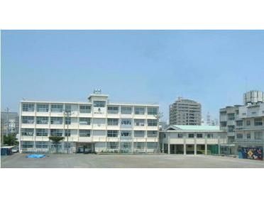 【小学校】新通小学校まで321ｍ