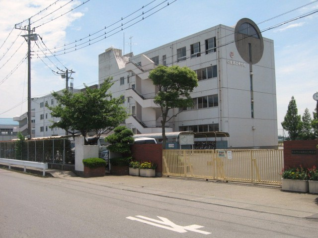 【中学校】松伏町立松伏第二中学校まで1099ｍ