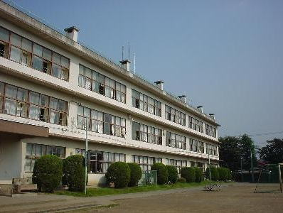 【中学校】立川市立立川第五中学校まで1175ｍ
