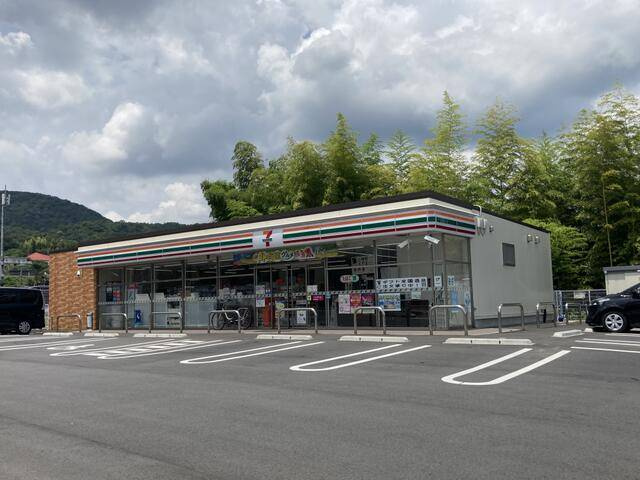 【コンビニエンスストア】セブンイレブン　大津竜が丘店まで847ｍ