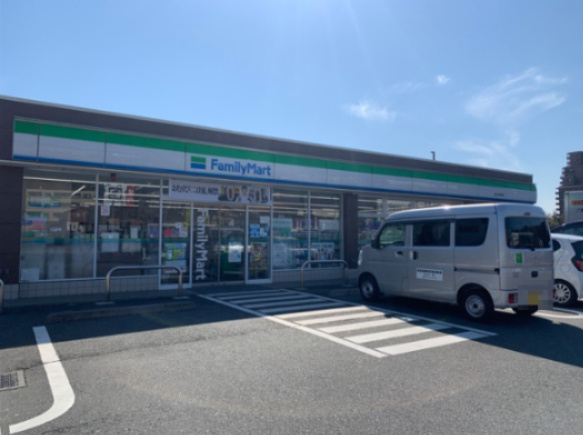 【コンビニエンスストア】ファミリーマート　町田多摩境店まで173ｍ
