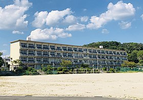 【中学校】岡崎市立甲山中学校まで1212ｍ