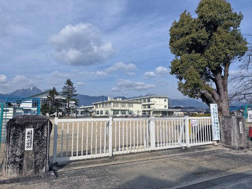 【小学校】菰野町立菰野小学校まで1837ｍ