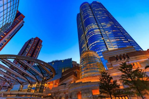 【デパート】六本木ヒルズまで1243ｍ