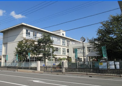 【小学校】城陽小学校まで1976ｍ