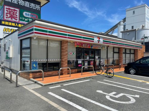 【コンビニエンスストア】セブンイレブン　橿原醍醐町店まで699ｍ