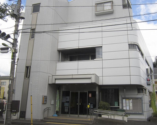 【市役所・区役所】上祖師谷出張所まで964ｍ