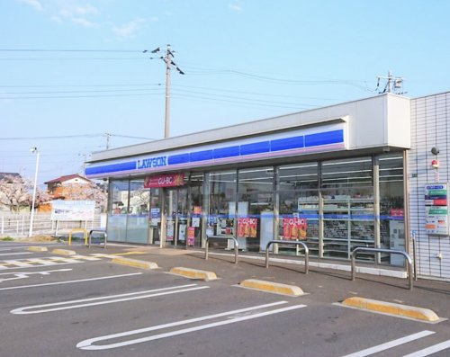 【コンビニエンスストア】ローソン行田長野三丁目店まで526ｍ