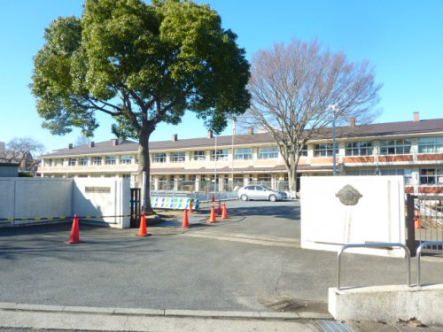 【小学校】水戸市立五軒小学校まで635ｍ