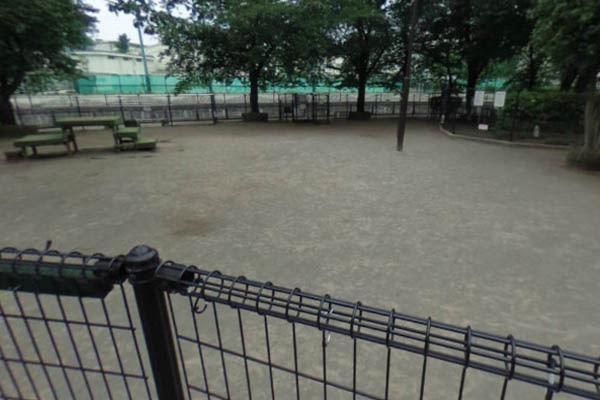【公園】新宿区立落合公園　犬の広場まで312ｍ