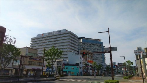 【総合病院】日本赤十字社和歌山医療センターまで491ｍ