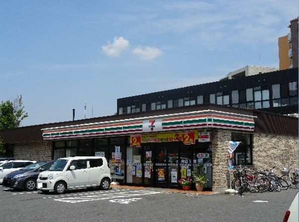 【コンビニエンスストア】セブンイレブン　八王子松木北店まで294ｍ