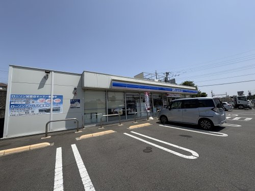 【コンビニエンスストア】ローソン八王子越野店まで410ｍ
