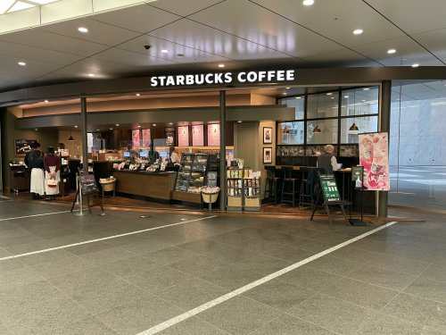 【喫茶店・カフェ】スターバックスコーヒー　晴海　トリトンスクエア店まで697ｍ