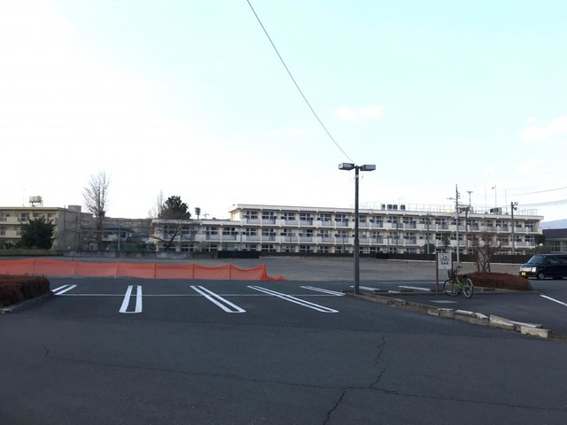 【小学校】前橋市立岩神小学校 まで651ｍ