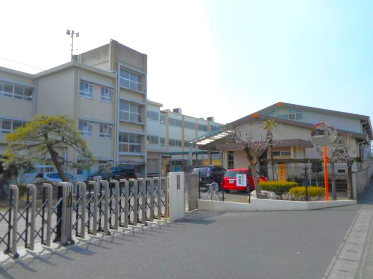 【小学校】前橋市立細井小学校 まで1100ｍ