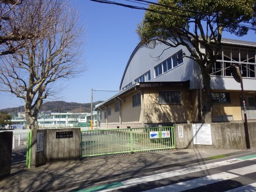 【小学校】大楠小学校まで449ｍ