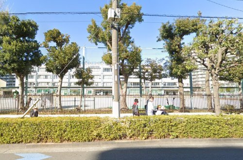 【小学校】亀高小学校まで593ｍ