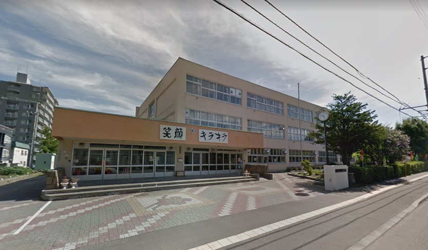 【小学校】札幌市立二十四軒小学校まで841ｍ