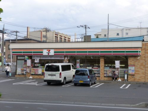 【コンビニエンスストア】セブンイレブン小樽入船1丁目店まで400ｍ