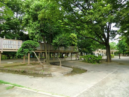 【公園】こどものひろば公園まで551ｍ
