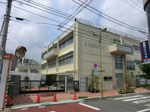 【小学校】世田谷区立中里小学校まで113ｍ