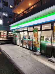 【コンビニエンスストア】ファミリーマート　南万騎が原/S店まで2719ｍ