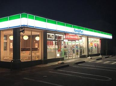 【コンビニエンスストア】ファミリーマート　千代川鬼怒店まで3454ｍ