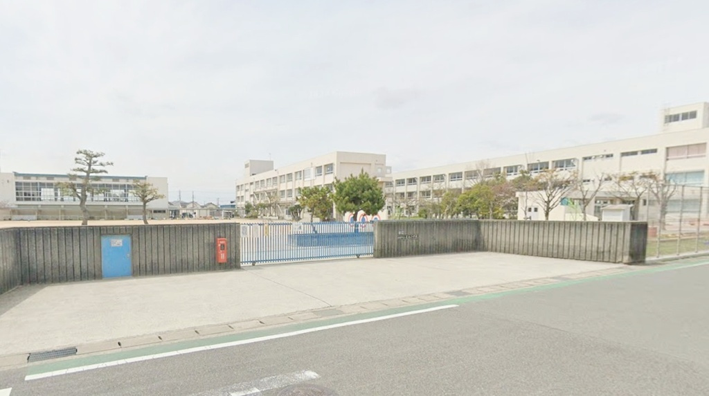 【小学校】播磨町立蓮池小学校まで177ｍ