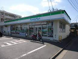 【コンビニエンスストア】ファミリーマート藤沢石川2丁目店まで573ｍ