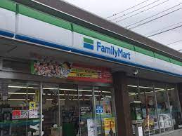 【コンビニエンスストア】ファミリーマート藤沢石川5丁目店まで614ｍ