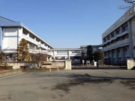 【中学校】羽生市立西中学校まで3700ｍ