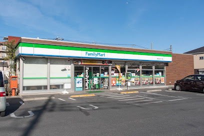 【コンビニエンスストア】ファミリーマート　青梅河辺町六丁目店まで229ｍ